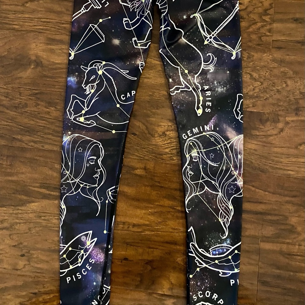 NEW Victoria Secret VS Athletic ASTRONOMY knockout Leggings